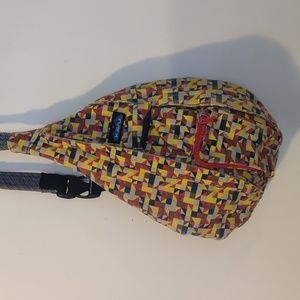 So cute kavu one shoulder bag